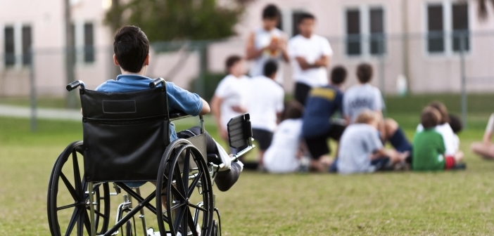 Estatuto da Pessoa com Deficiência Menino Cadeirante